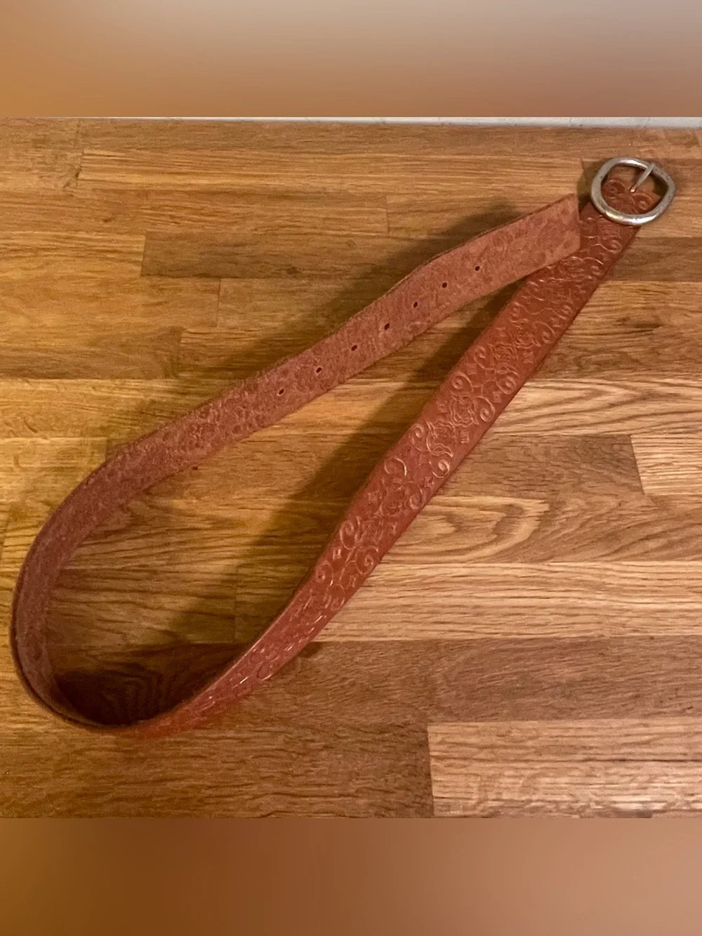 American Eagle Outfitters brown tooled